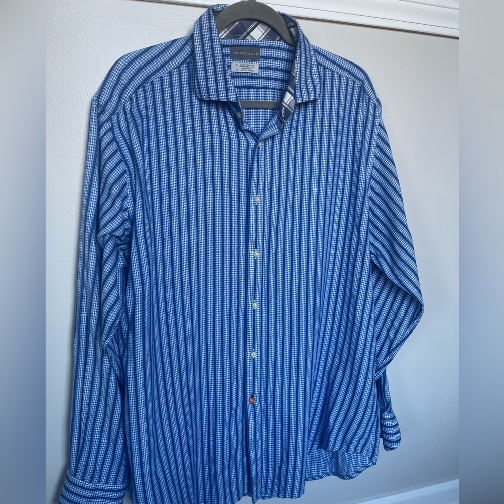 Thomas Dean mens button down casual shirt XL